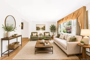 21 Pomander Dr, White Plains, NY 10607 - Photo 13