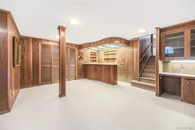 21 Pomander Drive, White Plains, NY 10607 - Photo 29