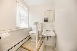 21 Pomander Dr, White Plains, NY 10607 - Photo 27
