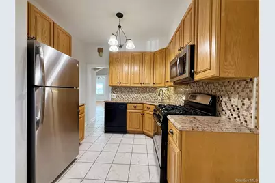 5962 69th Lane, Maspeth, NY 11378 - Photo 15