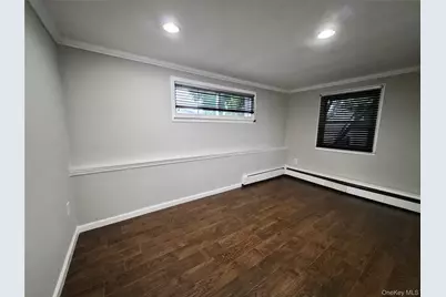 123 Southern Parkway, Plainview, NY 11803 - Photo 27