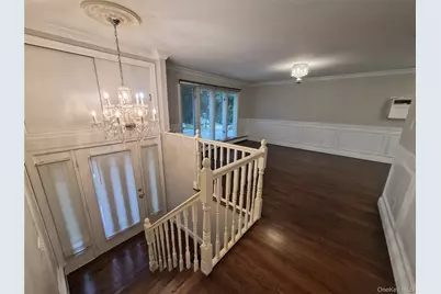 123 Southern Parkway, Plainview, NY 11803 - Photo 13