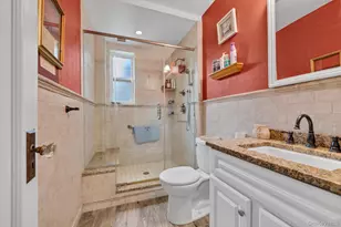 240 Bronxville Rd, Bronxville, NY 10708 - Photo 11