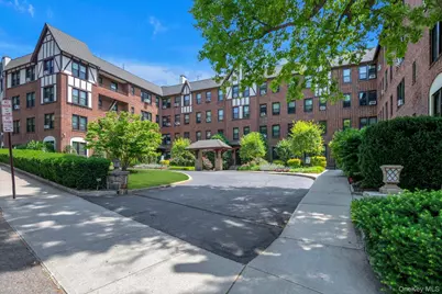 240 Bronxville Road #C1, Bronxville, NY 10708 - Photo 13