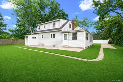 17 Maple Street, Brentwood, NY 11717 - Photo 27