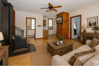 357 Pumpkin Lane, Clinton Corners, NY 12514 - Photo 5