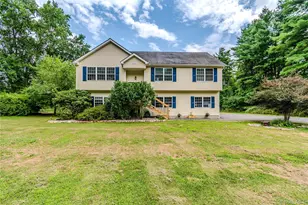 59 Gillespie St, Pine Bush, NY 12566 - Photo 1