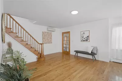 2934 161st Street, Flushing, NY 11358 - Photo 5