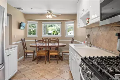 5 Marcus Road, West Nyack, NY 10994 - Photo 9
