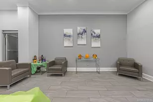 270 N Broadway, Yonkers, NY 10701 - Photo 15