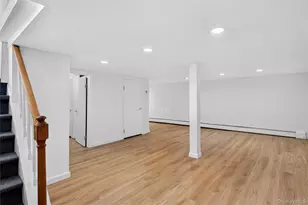 118 Willow St, Roslyn Heights, NY 11577 - Photo 25