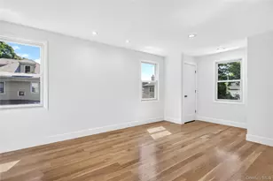 118 Willow St, Roslyn Heights, NY 11577 - Photo 17