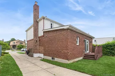 7548 183rd Street, Fresh Meadows, NY 11366 - Photo 39