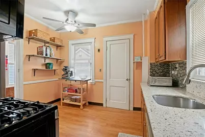 151 Beechwood Avenue, Mount Vernon, NY 10553 - Photo 11