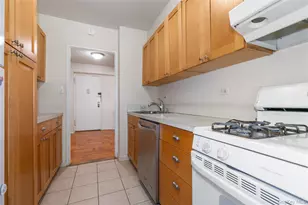 110-20 71st Rd, Forest Hills, NY 11375 - Photo 9
