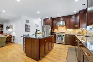 525 Carroll Ave, Mamaroneck, NY 10543 - Photo 9