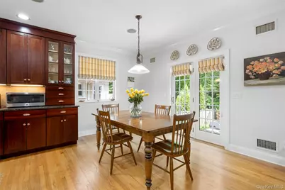 525 Carroll Avenue, Mamaroneck, NY 10543 - Photo 11
