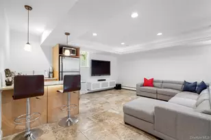 525 Carroll Ave, Mamaroneck, NY 10543 - Photo 27