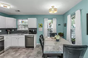 1 Biltmore Cir, Huntington Station, NY 11746 - Photo 7