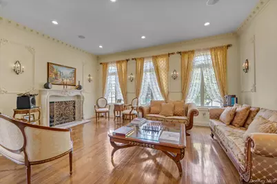 760 Hillcrest Place, Woodmere, NY 11581 - Photo 3