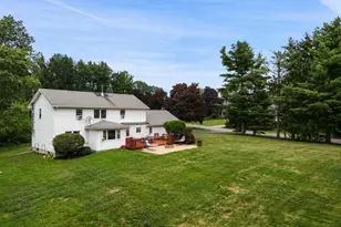 12 Hilltop Dr, Yorktown Heights, NY 10598 - Photo 37