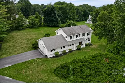 12 Hilltop Drive, Yorktown Heights, NY 10598 - Photo 3