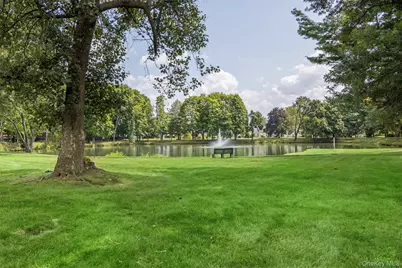 606 Flair Court W, Saint James, NY 11780 - Photo 29