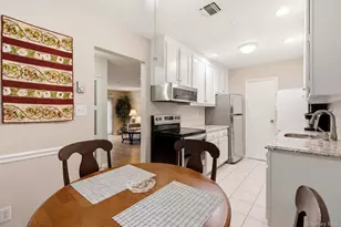 606 Flair Ct W, Saint James, NY 11780 - Photo 7