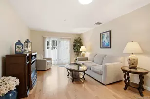 606 Flair Ct W, Saint James, NY 11780 - Photo 3