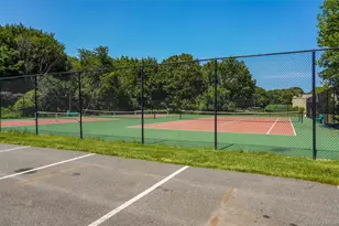 606 Flair Ct W, Saint James, NY 11780 - Photo 25