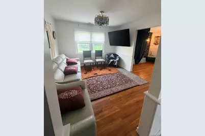 17 Main Street, Floral Park, NY 11001 - Photo 11