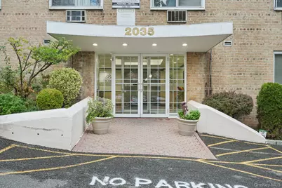 2035 Central Park Avenue #1K, Yonkers, NY 10710 - Photo 15