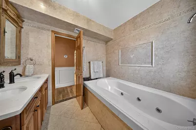 25-36 163rd Street, Flushing, NY 11358 - Photo 11