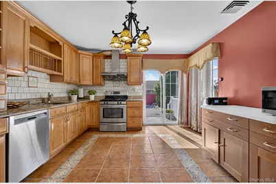 25-36 163rd Street, Flushing, NY 11358 - Photo 7
