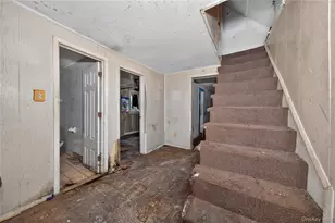 10 Best St, Freeport, NY 11520 - Photo 3