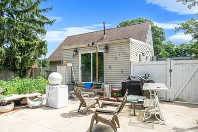 48 Marshall Drive, Selden, NY 11784 - Photo 23