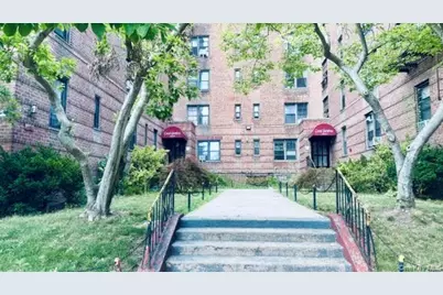 144-11 Sanford Avenue #5I, Flushing, NY 11355 - Photo 1
