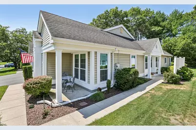 187 Glen Drive, Ridge, NY 11961 - Photo 3