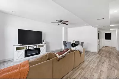 253 Robinson Avenue, Bronx, NY 10465 - Photo 3