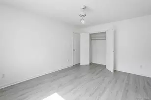 253 Robinson Ave, Bronx, NY 10465 - Photo 17
