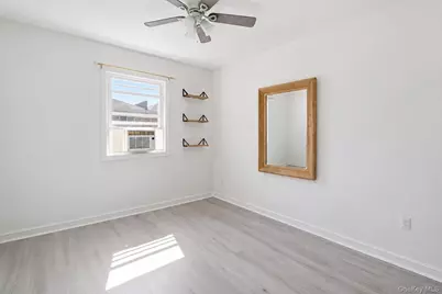 253 Robinson Avenue, Bronx, NY 10465 - Photo 23