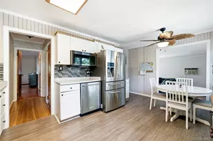 117 Bryan Ave, Amityville, NY 11701 - Photo 9