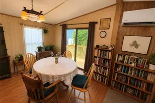 18 Square Hill Rd, New Windsor, NY 12553 - Photo 7
