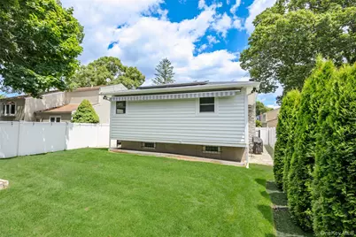 56 Morris Avenue, West Islip, NY 11795 - Photo 29