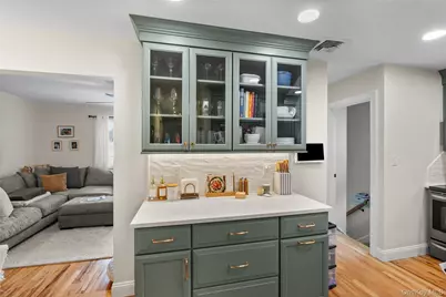 56 Morris Avenue, West Islip, NY 11795 - Photo 13