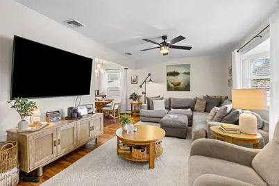 56 Morris Avenue, West Islip, NY 11795 - Photo 5