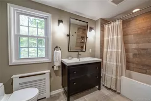24 Soundview Rd, Huntington, NY 11743 - Photo 17