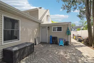 45 Abbot Ln, Hicksville, NY 11801 - Photo 35