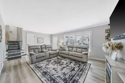 4 Martha Street, Freeport, NY 11520 - Photo 21