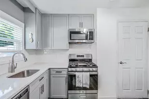 4 Martha St, Freeport, NY 11520 - Photo 25